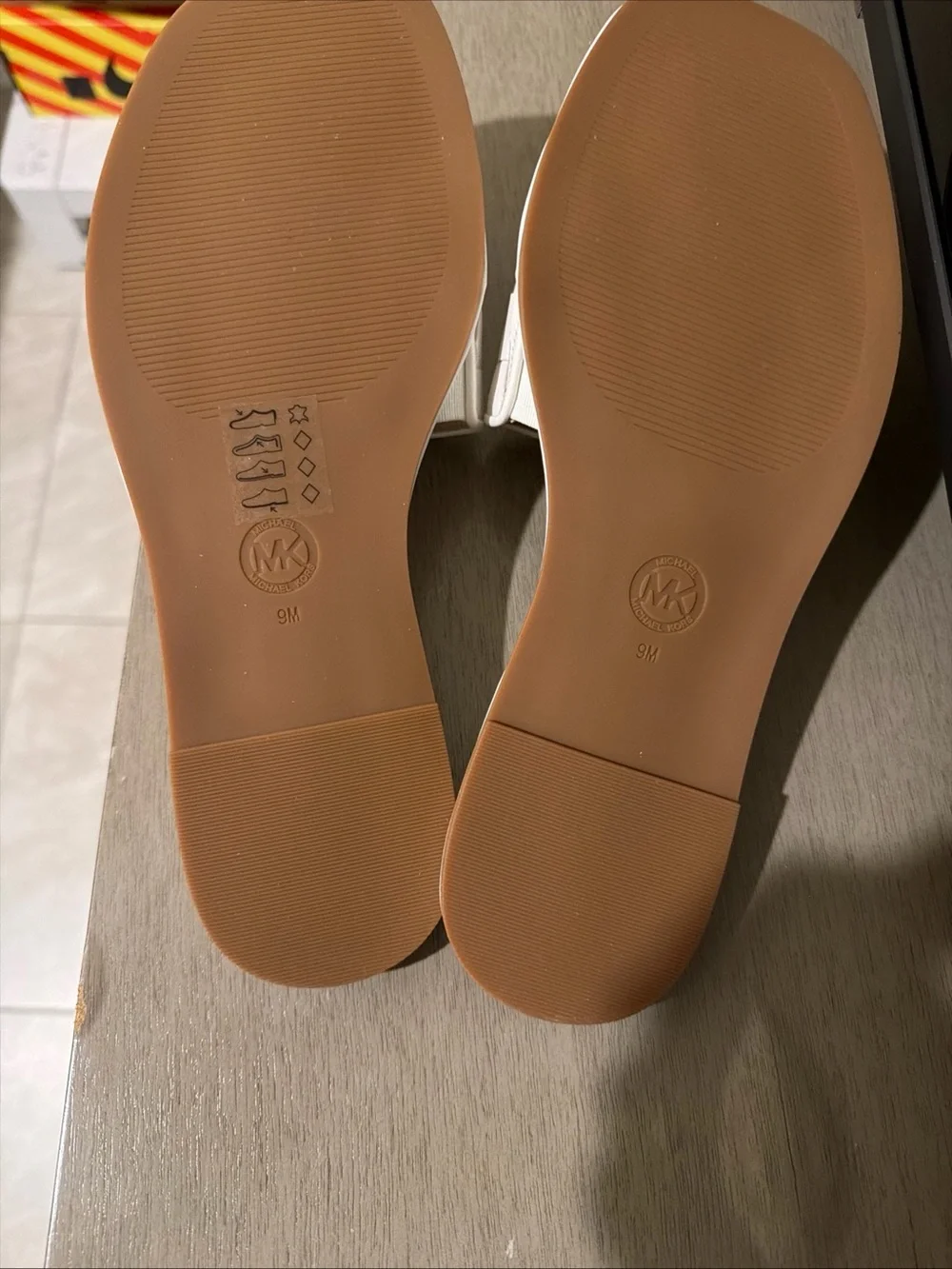 Michael Kors Hayworth Slide Sandals – Optic White – Women’s Size 9M